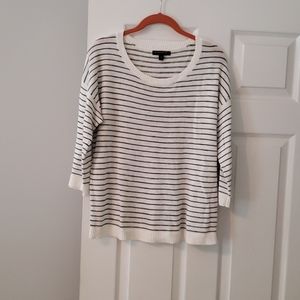 Black and white pull over sweater